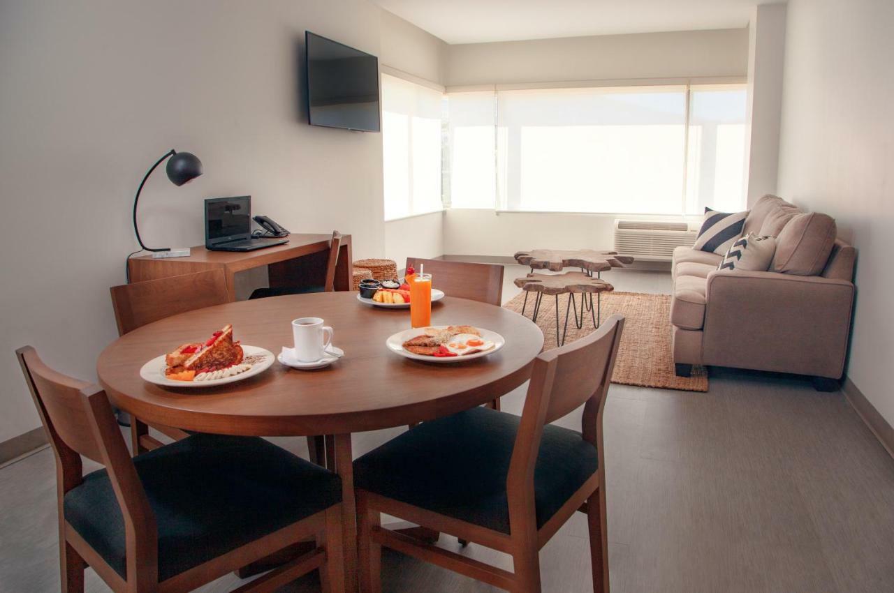 טקאטה Hotel Kumiai Inn מראה חיצוני תמונה
